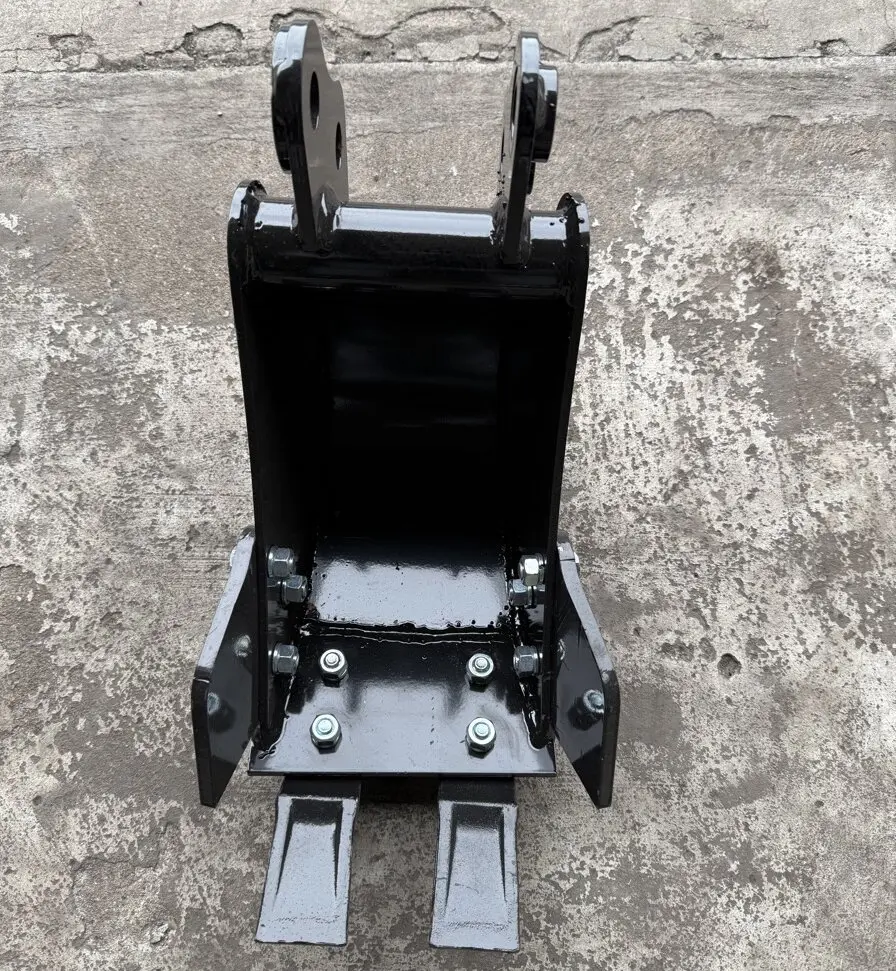 Czarna łyżka 200 mm