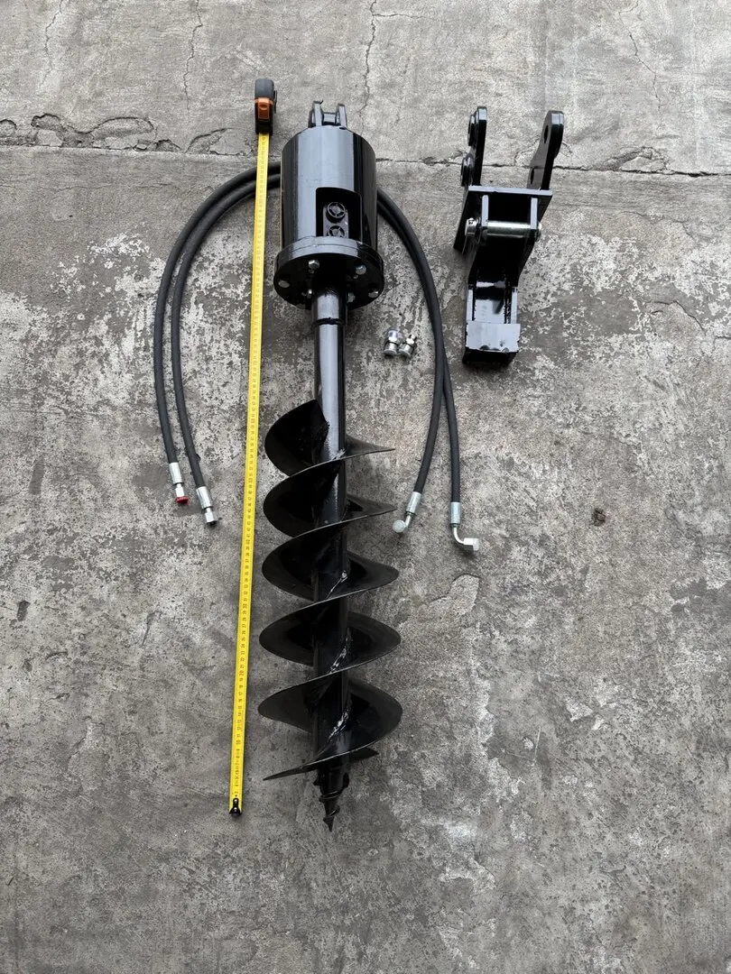 Wiertnica hydrauliczna z wiertłem 20 cm